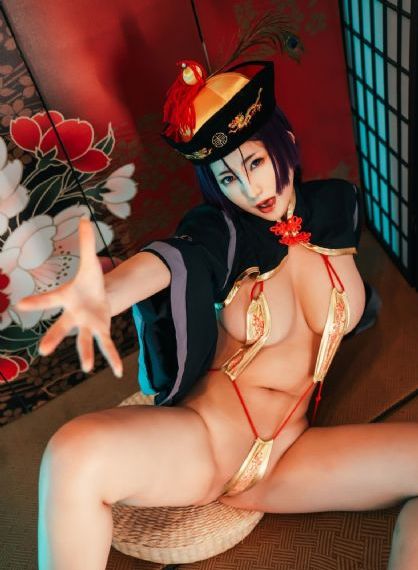欧美贵族的衣服动漫_剧情片全集免费观看